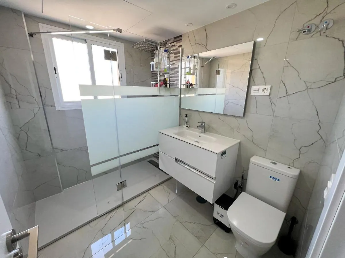 Luxury Three Bedroom Apartment At Estepona Spain