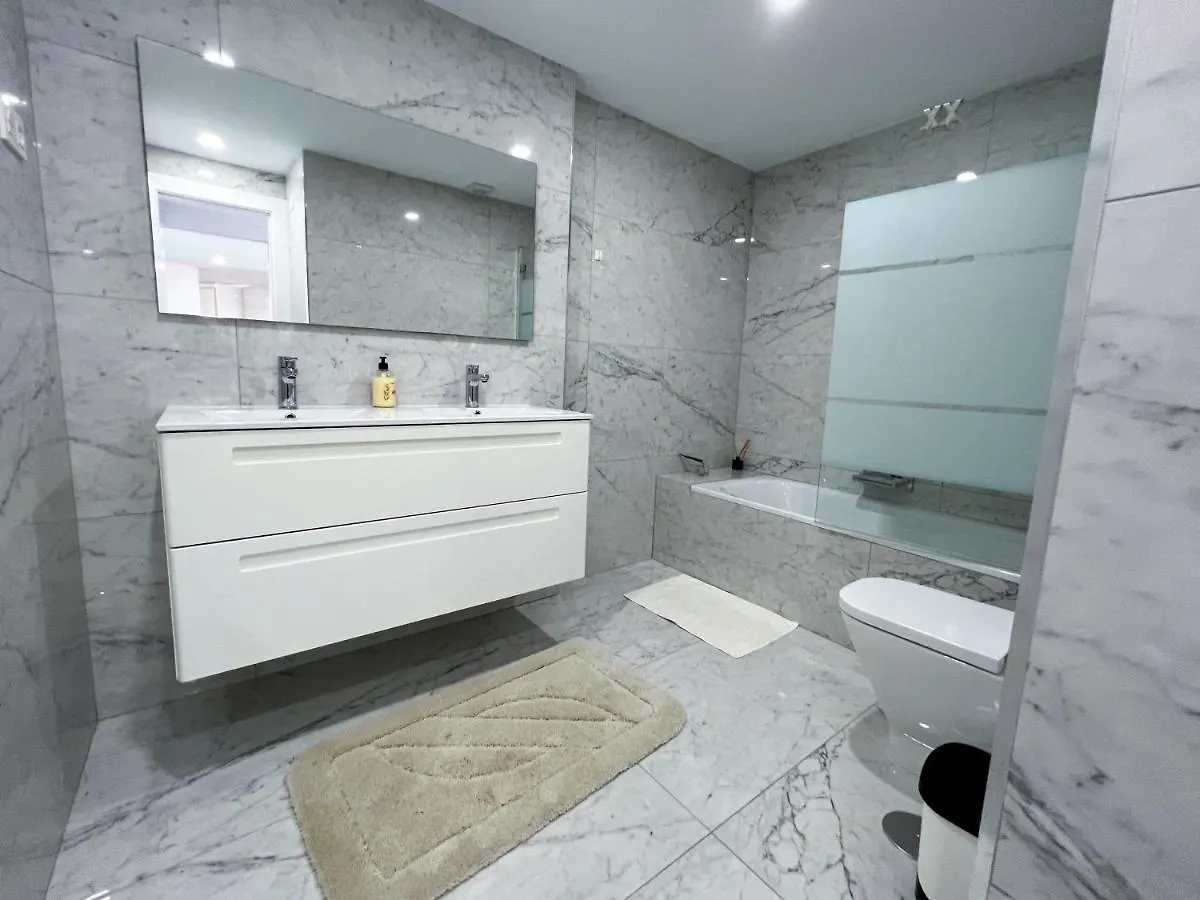 Luxury Three Bedroom Apartment At Estepona